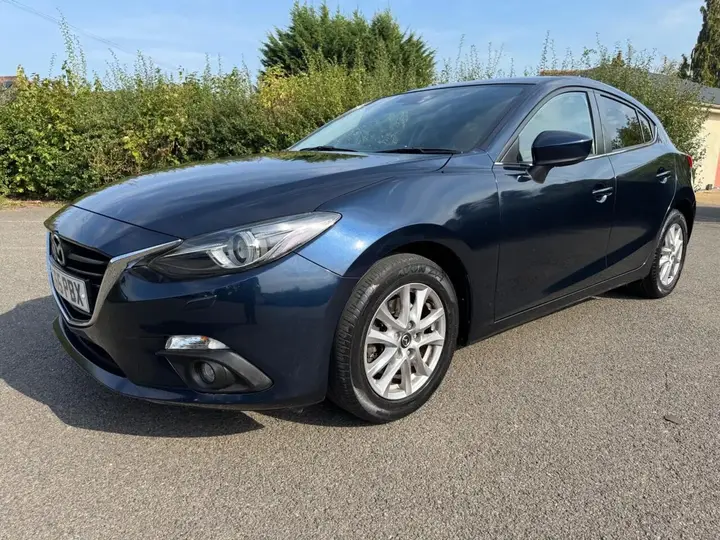 Mazda Mazda3 2015 photo 3