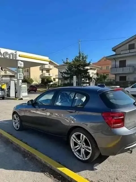 BMW 118D 2011 photo 3