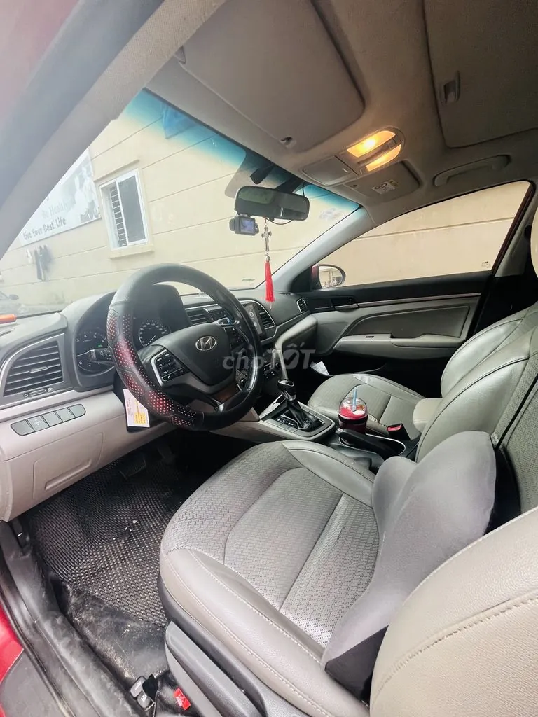 Hyundai Elantra 2016 photo 3