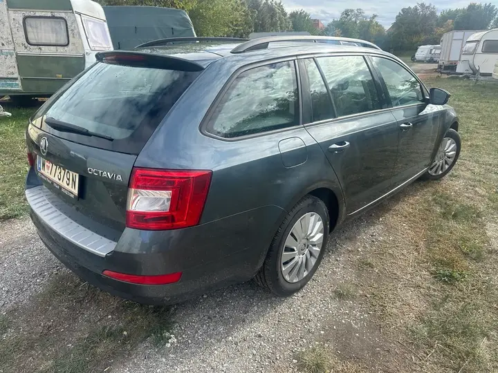 Skoda Octavia Combi 2016 photo 3
