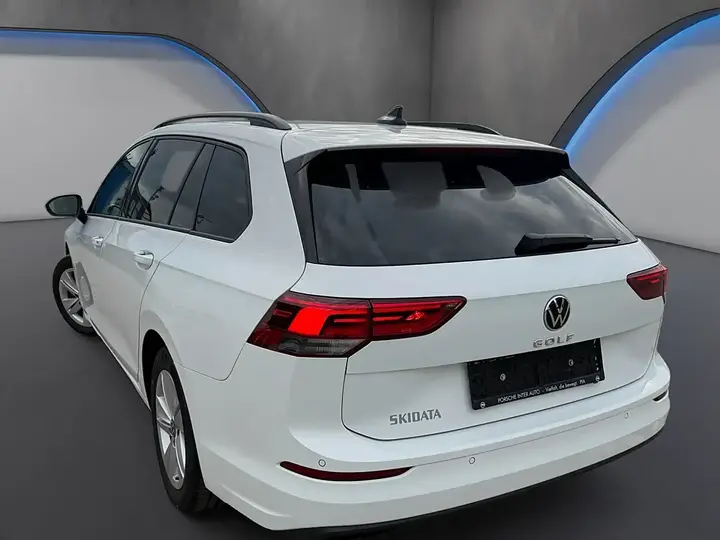 Volkswagen Golf Variant 2022 photo 3
