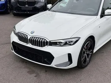 BMW 3 Series 2023 photo 3