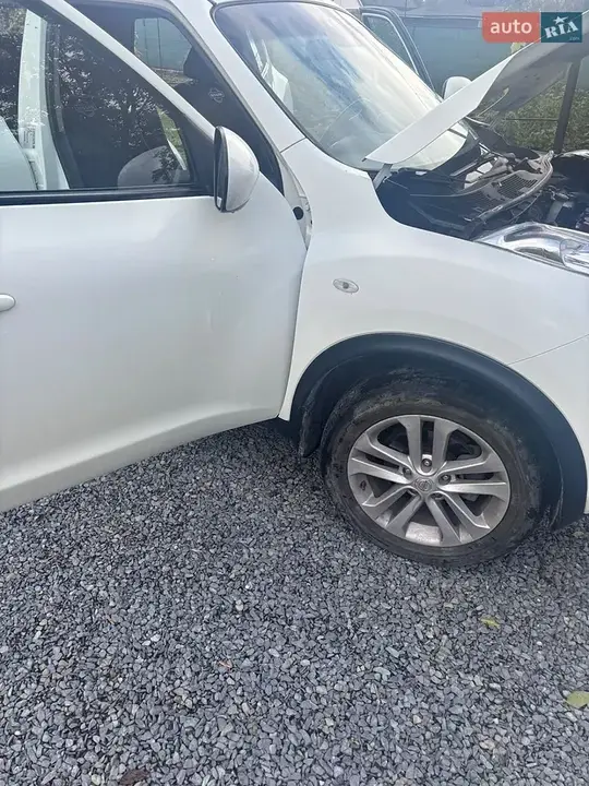 Nissan Juke 2013 photo 5