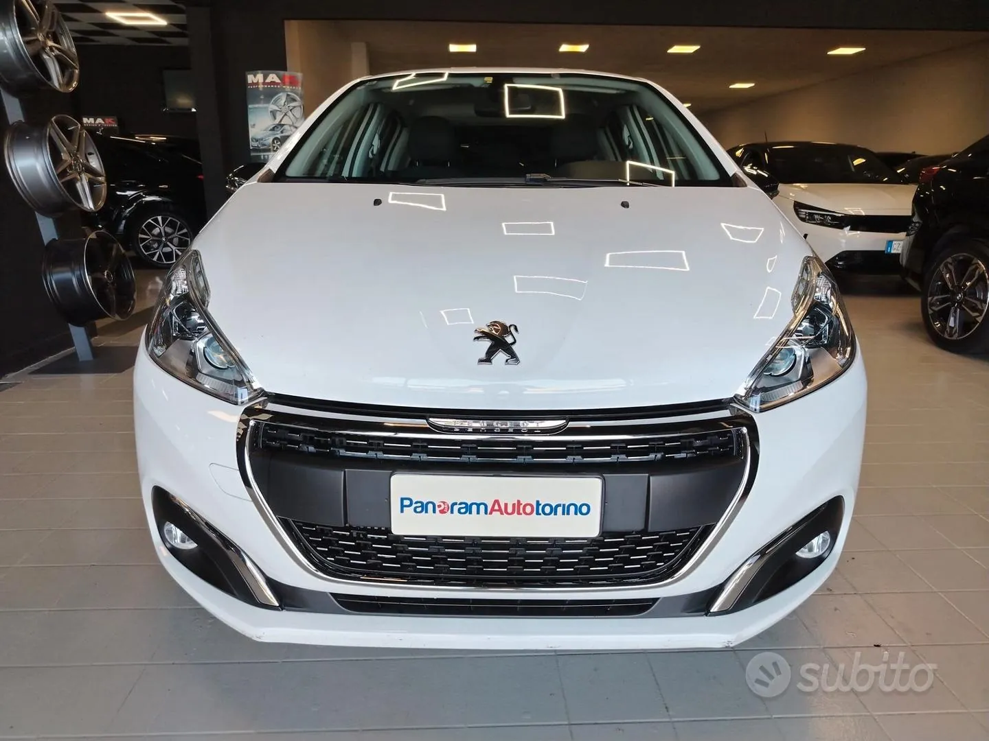 Peugeot 208 2019 photo 2