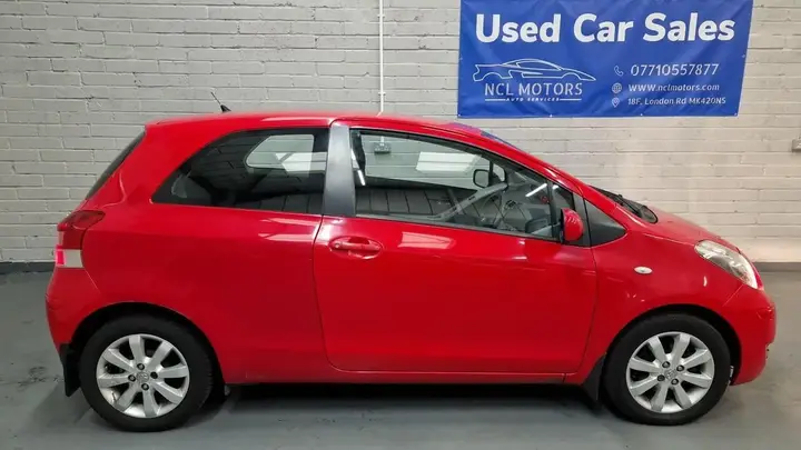 Toyota Yaris 2011 photo 5