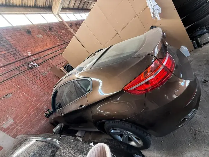 BMW X6