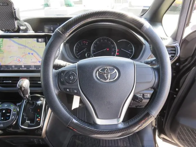 Toyota Esquire 2016 photo 3