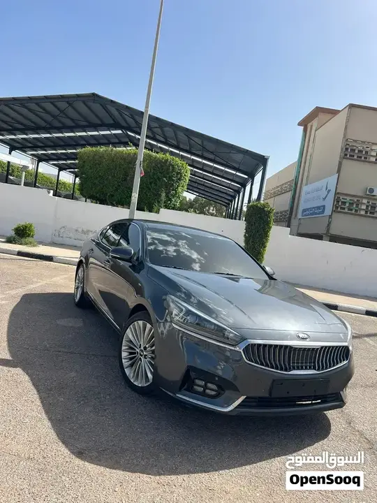 Kia Cadenza 2018 photo 5