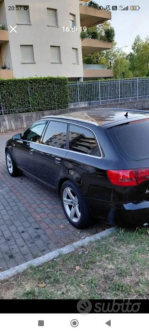 Audi A4 2005 photo 2