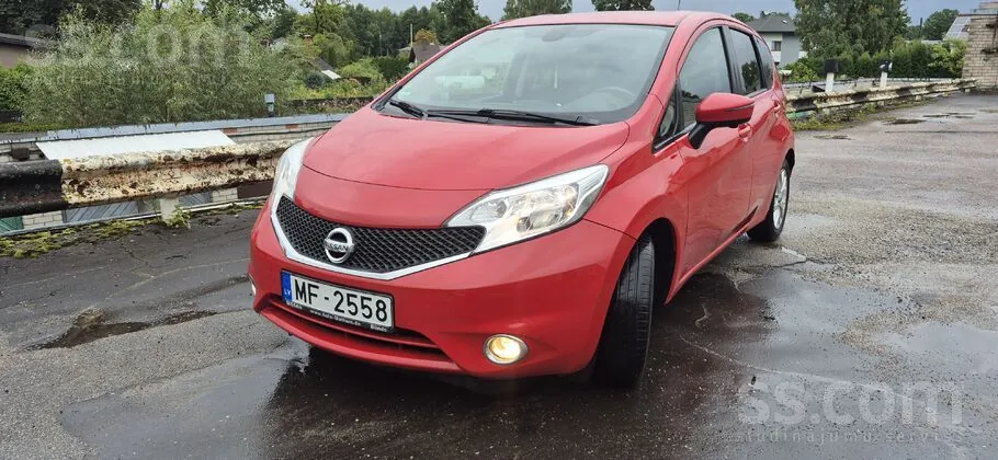 Nissan Note 2015 photo 2