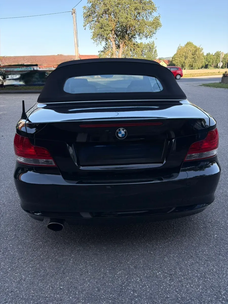BMW 1 Series 2008 photo 2