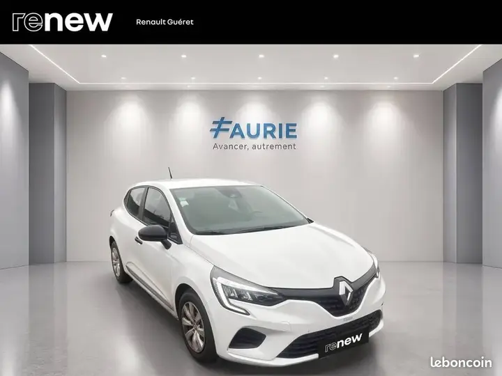 Renault Clio 2023 photo 3
