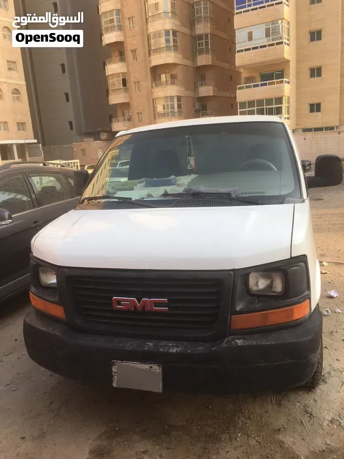 GMC Savana