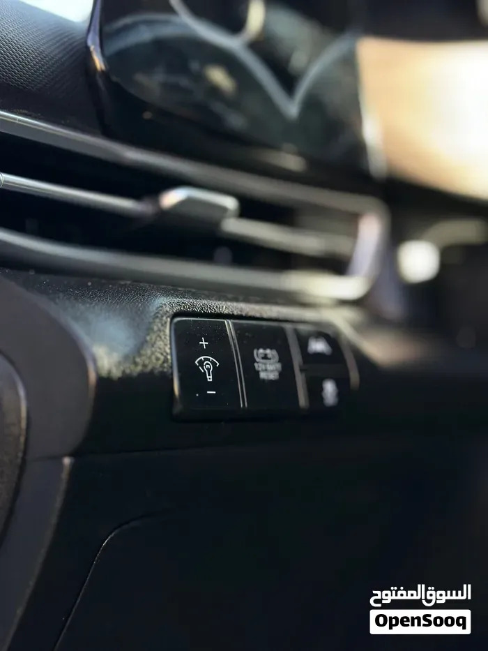 Hyundai Elantra 2023 photo 4