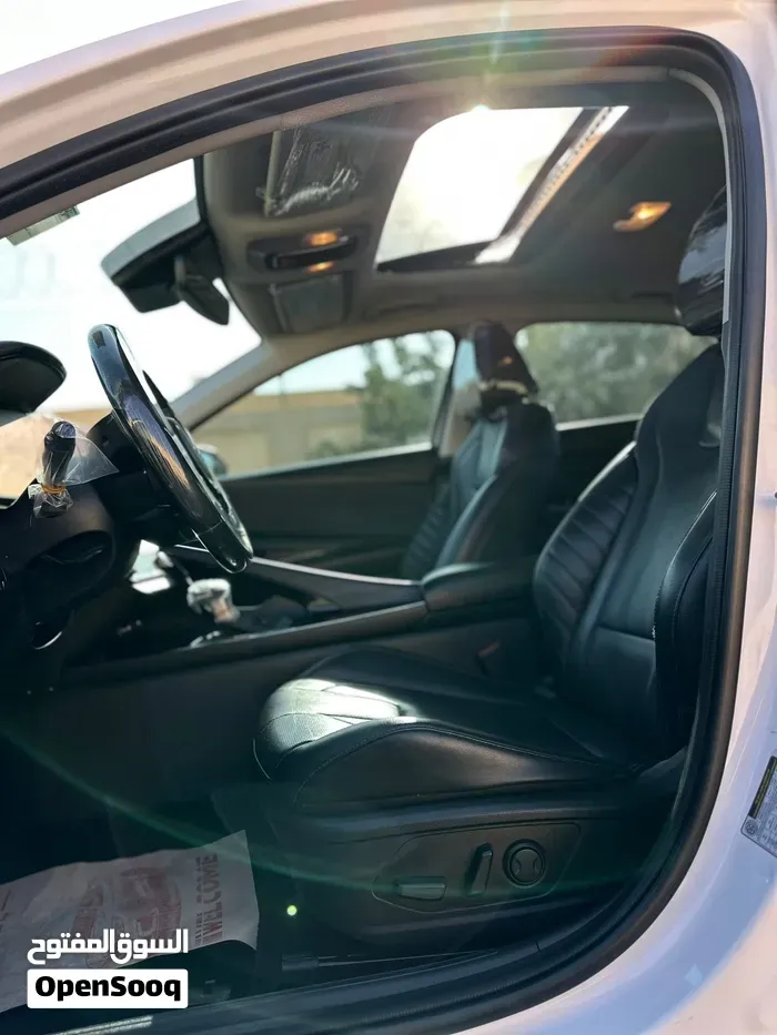 Hyundai Elantra 2023 photo 3