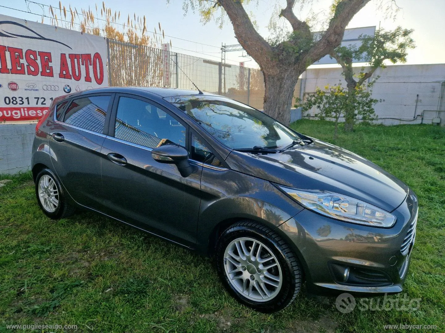 Ford Fiesta 2016 photo 2