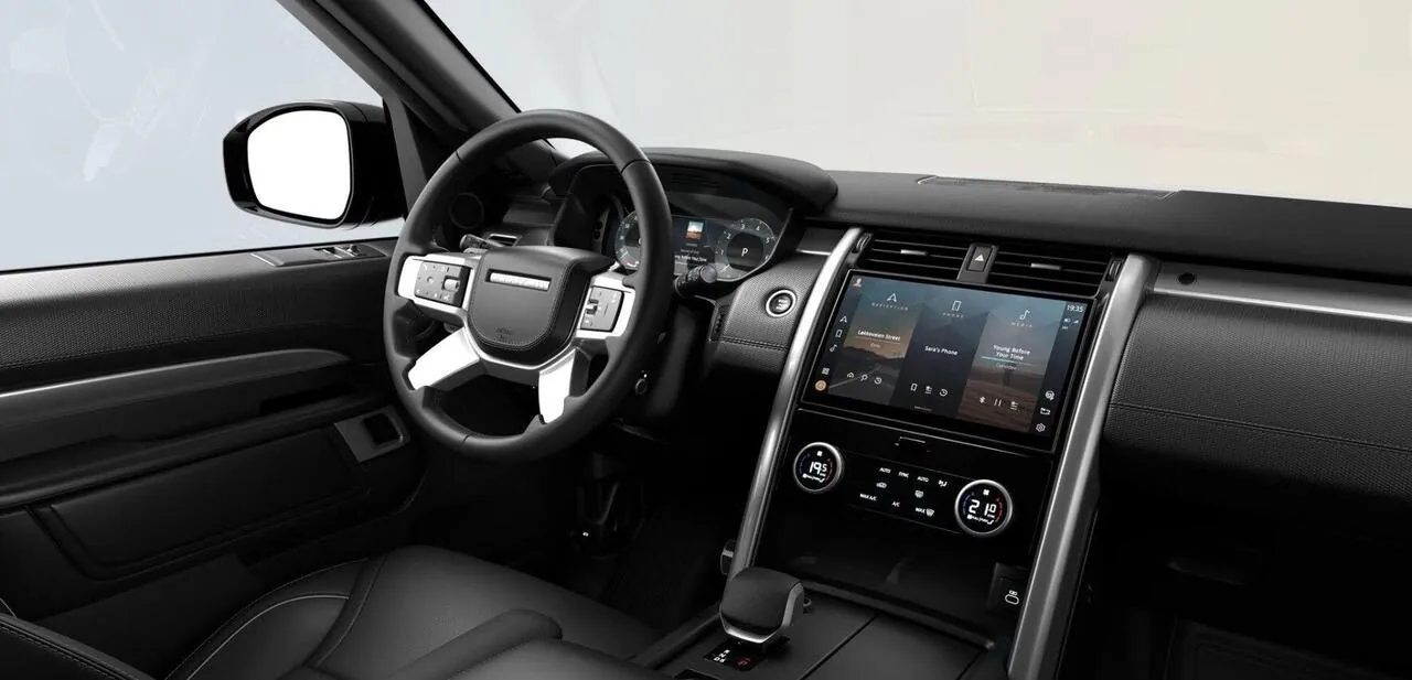 Land Rover Discovery photo 4