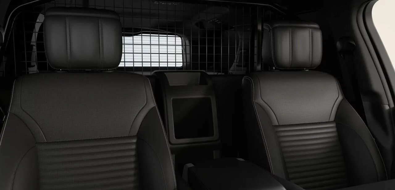Land Rover Discovery photo 5
