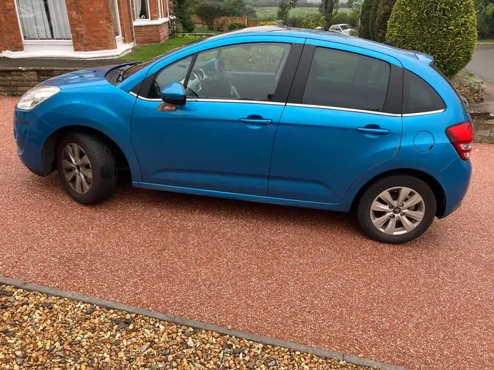 Citroen C3 2011 photo 5