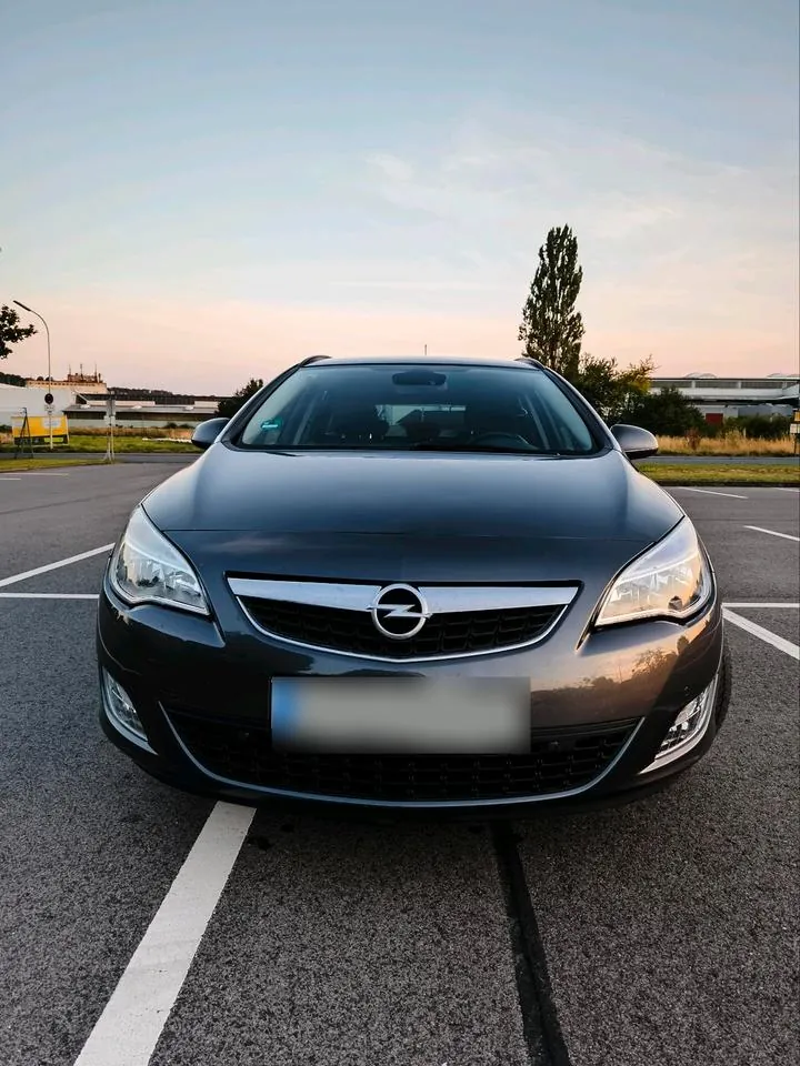 Opel Astra Sports Tourer