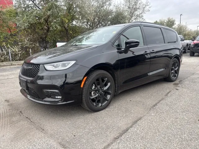 Chrysler Pacifica