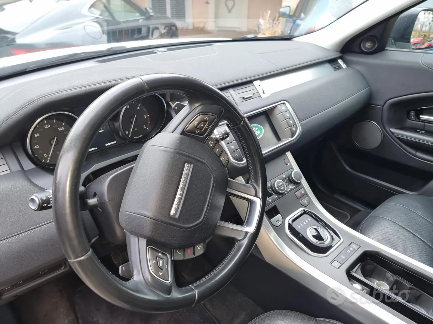 Land Rover Range Rover Evoque 2016 photo 3