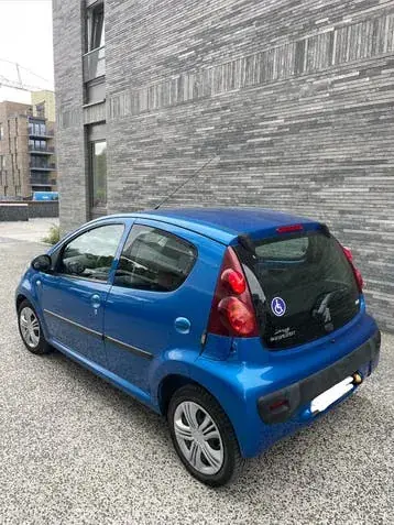 Peugeot 107 2012 photo 2