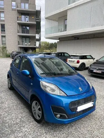 Peugeot 107 2012 photo 3