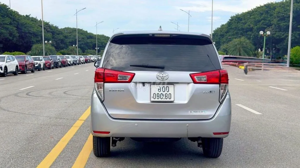 Toyota Innova 2018 photo 5