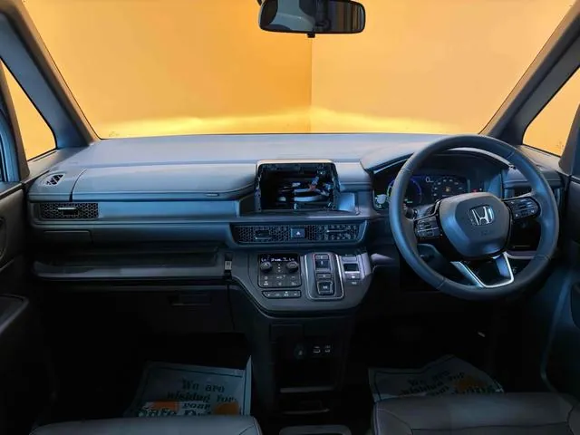 Honda Stepwagon 2026 photo 2