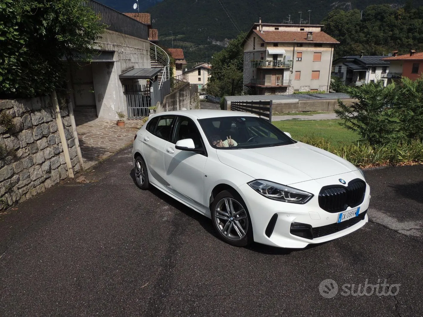 BMW 118I 2022 photo 4
