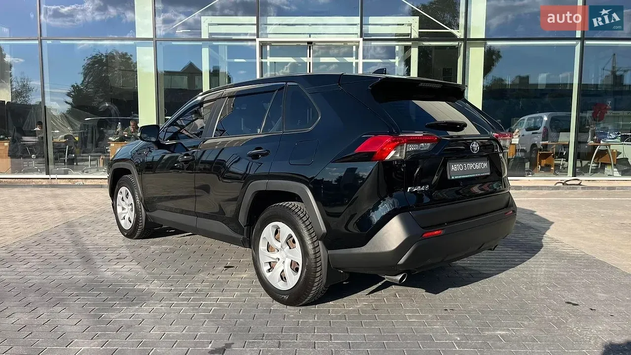 Toyota Rav4 2020 photo 2
