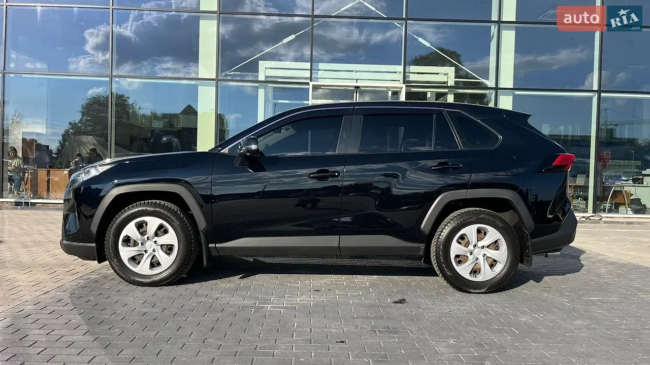 Toyota Rav4 2020 photo 3