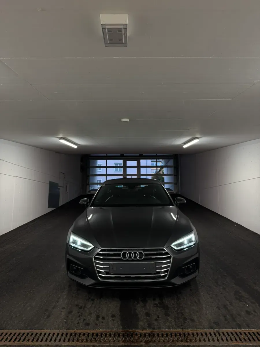 Audi A5 2018 photo 2