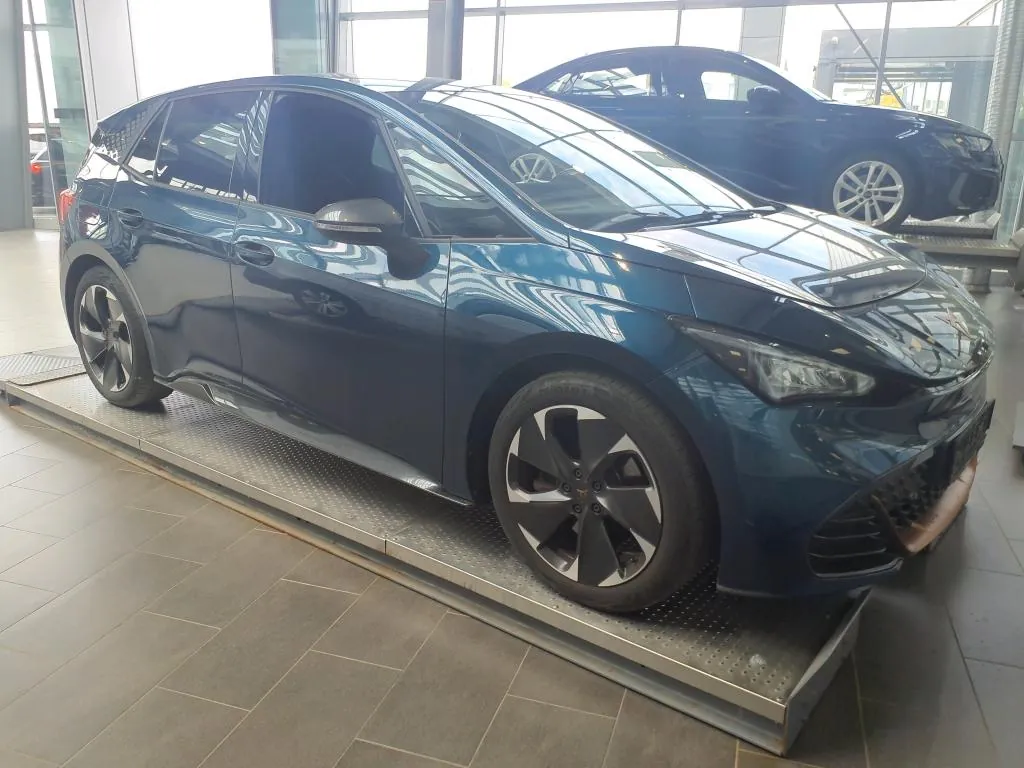 Cupra Born