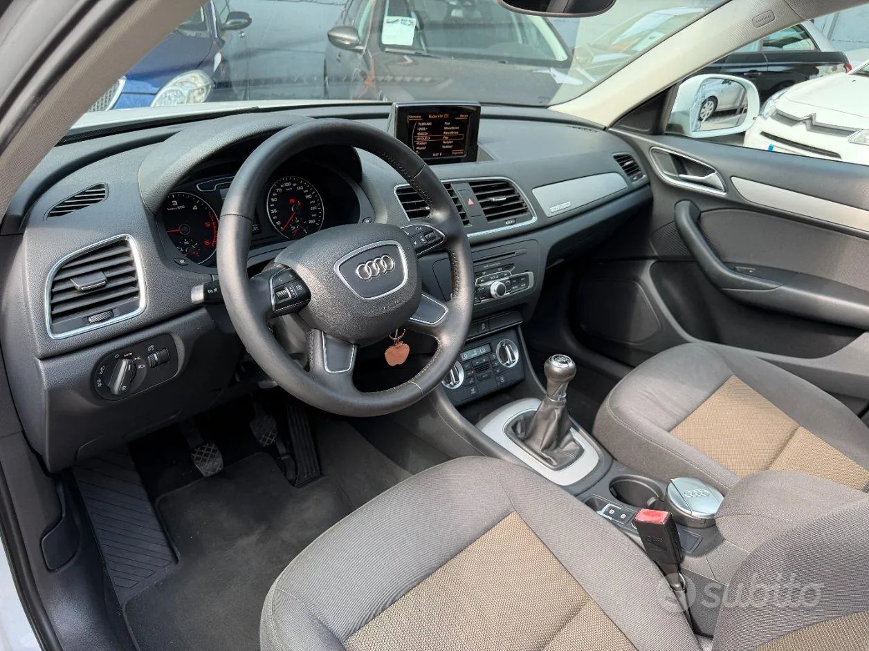 Audi Q3 2013 photo 2