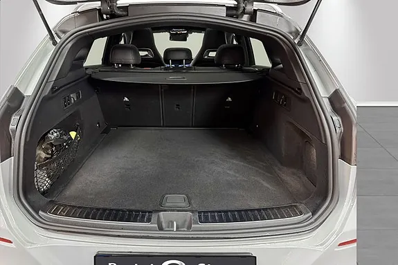 Mercedes-Benz Glc400 2027 photo 5