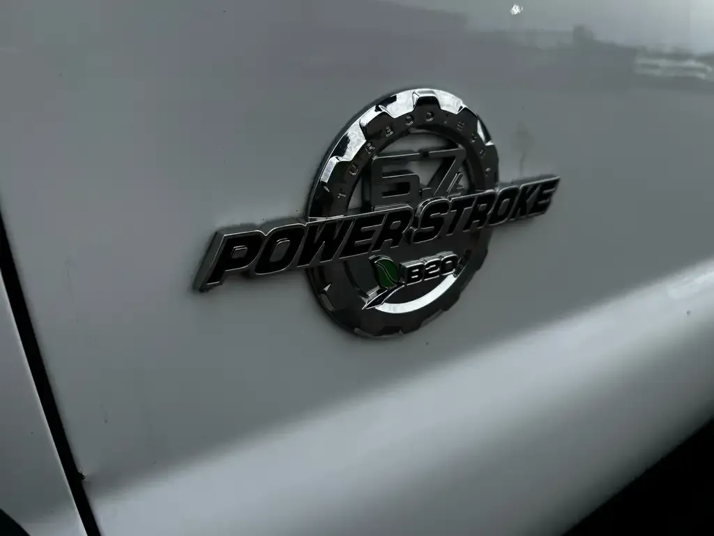 Ford F-550 Super Duty 2015 photo 4