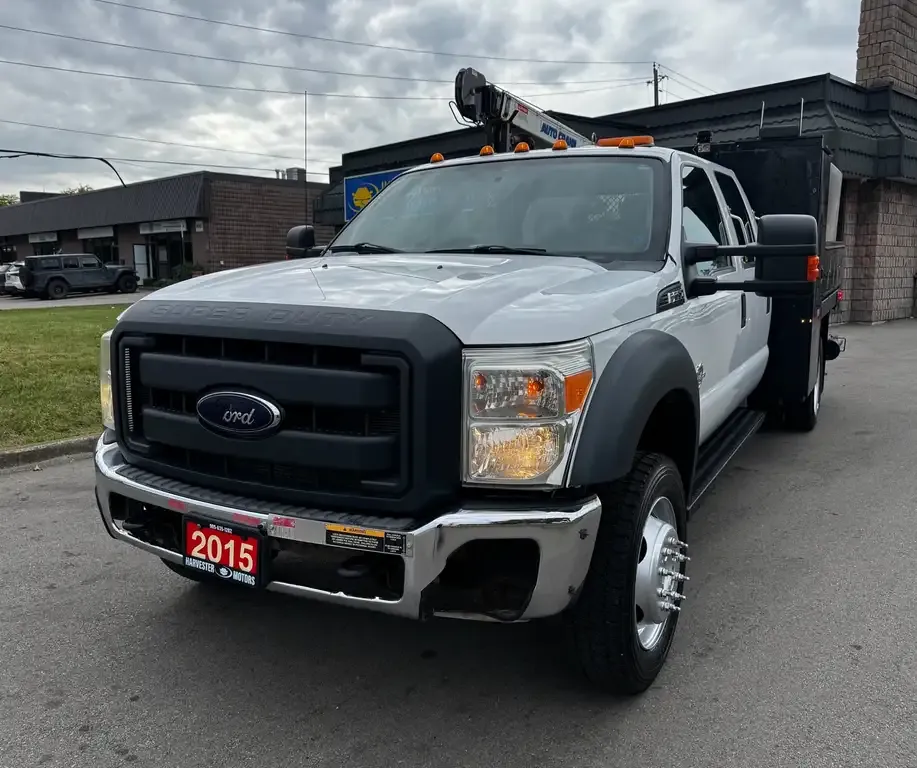 Ford F-550 Super Duty 2015 photo 2
