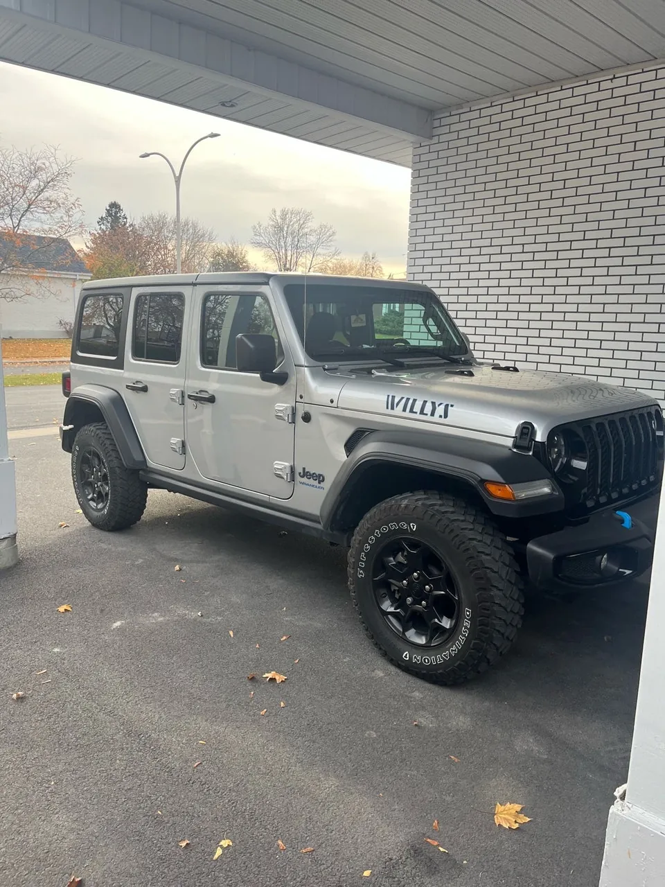 Jeep Wrangler 2023 photo 2