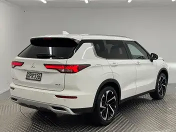 Mitsubishi Outlander 2024 photo 4