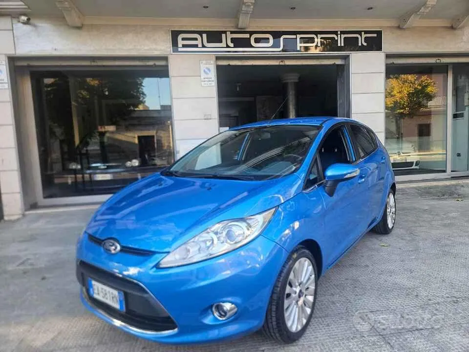 Ford Fiesta 2010 photo 3