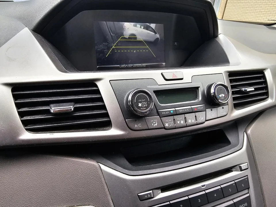 Honda Odyssey 2016 photo 5
