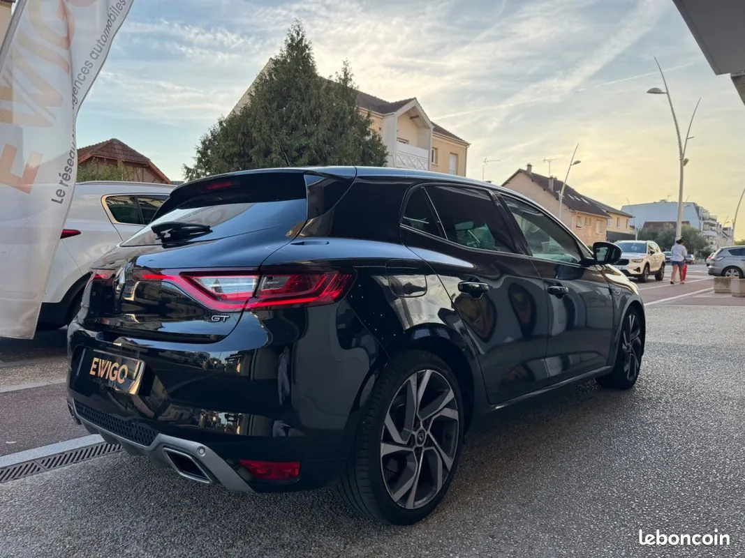 Renault Megane 2016 photo 2