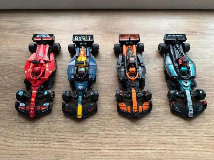 Lego F1 Autos
