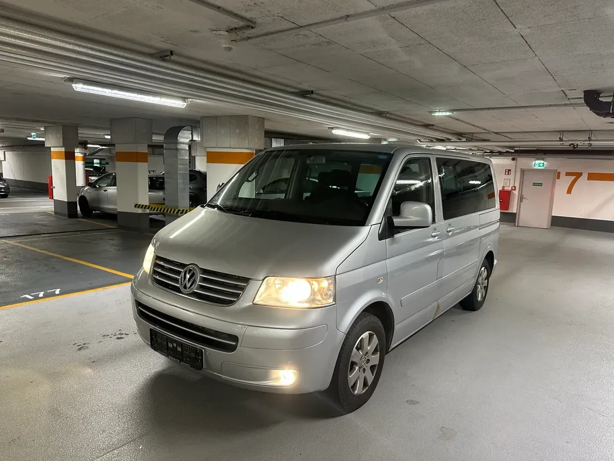 Volkswagen T5 Multivan 2008 photo 3