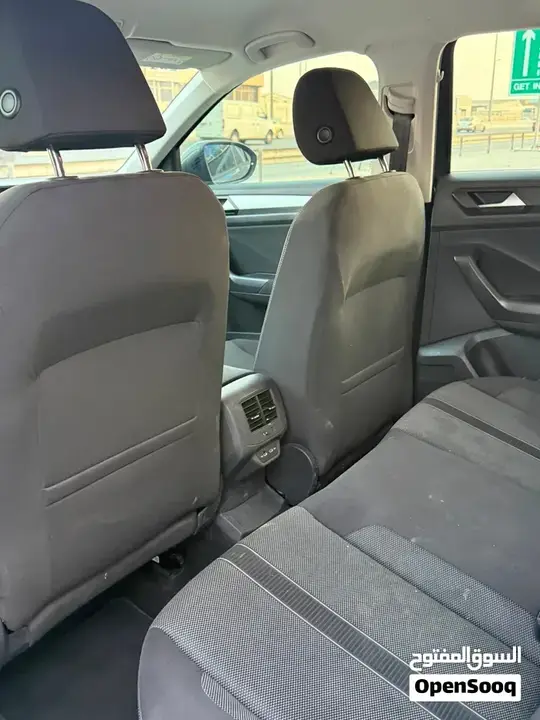Volkswagen T-Roc 2023 photo 2