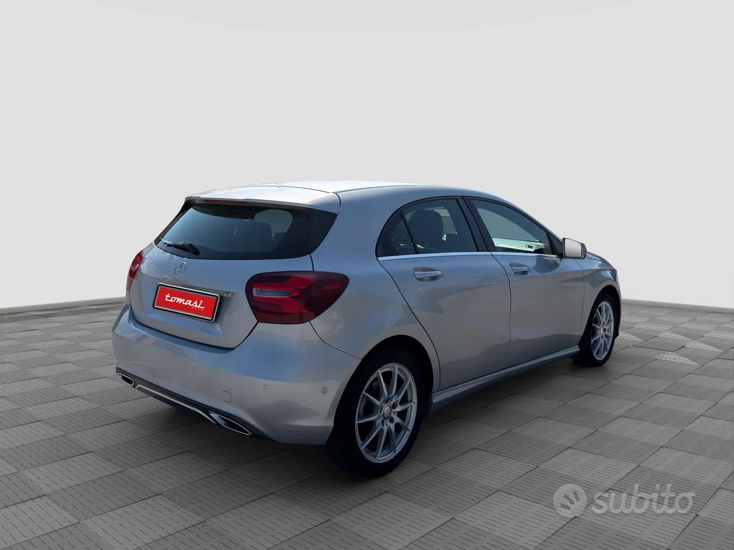 Mercedes-Benz A 180 2016 photo 5