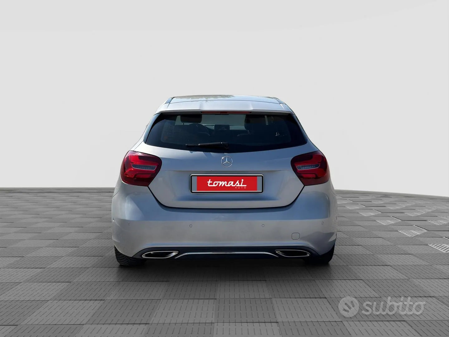 Mercedes-Benz A 180 2016 photo 4