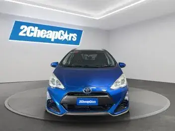 Toyota Aqua 2015 photo 3